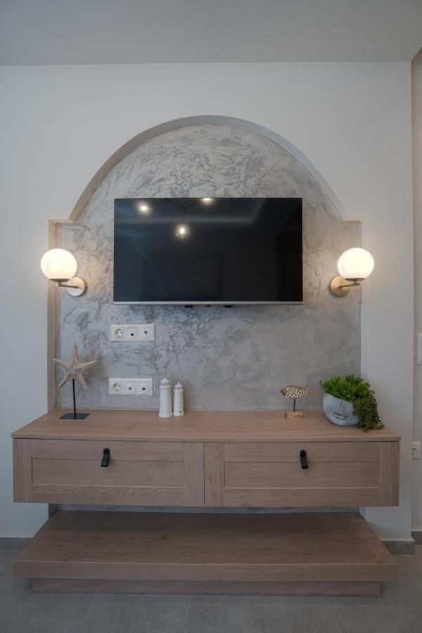 Jacuzzi Maisonette In Sfakia Center 'New 2023' Apartment คอรา สฟาคิออน ภายนอก รูปภาพ
